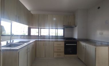 Apartamento en arriendo en Alto Prado.