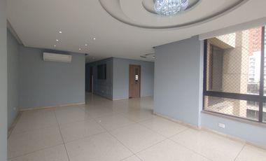 Apartamento en arriendo en Alto Prado.