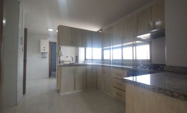 Apartamento en arriendo en Alto Prado.