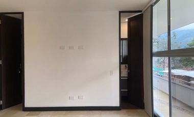 E65E5 Apartaestudio en arriendo en el sector Aves Maria