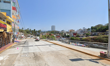 ¡¡ REMATE !! ¡¡HERMOSA CASA EN UNA DE LAS MEJORES ZONAS DE ACAPULCO!! ENTREGA INMEDIATA