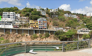 ¡¡ REMATE !! ¡¡HERMOSA CASA EN UNA DE LAS MEJORES ZONAS DE ACAPULCO!! ENTREGA INMEDIATA