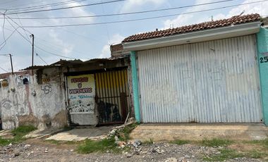 ¡CASA CERCA DE AV. TONALTECAS!