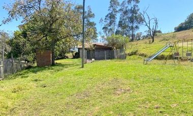 Hermosa quinta en venta con 4.000m2 de terreno Vía Guangarcucho - Jadán.