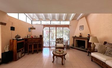CASA DE UN PISO EN VENTA A UNOS PASOS DE LA RECTA A CHOLULA