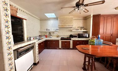 CASA DE UN PISO EN VENTA A UNOS PASOS DE LA RECTA A CHOLULA