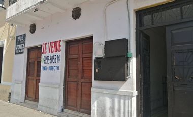 EN VENTA EN EL CENTRO DE MERIDA EDIFICIO COLONIAL, JUSTO AL FRENTE DE LA IGLESIA SAN JUAN