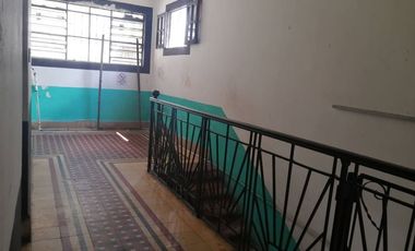 EN VENTA EN EL CENTRO DE MERIDA EDIFICIO COLONIAL, JUSTO AL FRENTE DE LA IGLESIA SAN JUAN