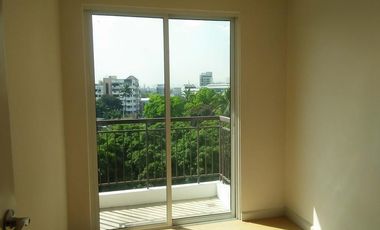 2 BEDROOM with balcony unit for rent near in makati
