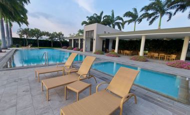Isla Mocoli, Vendo Casa Moderna con Piscina