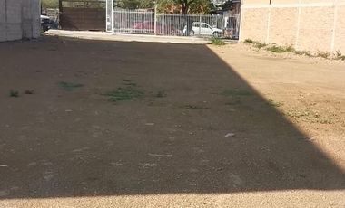 TERRENO BARDEADO EN RENTA PARA GUARDAR, COLONIA LA CASITA, AL NORTE A 100M DE LA CARRTERA SALIDA A LORETO