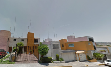 CASA de garantía hipotecaria en Apeninos 40, Lomas Verdes 4ta Secc, 53125 Naucalpan de Juárez, Méx., México