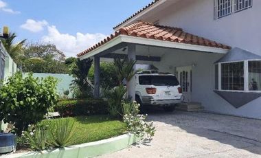 CASA DE PLAYA CON PISCINA DE VENTA EN NUEVA GORGONA PANAMA