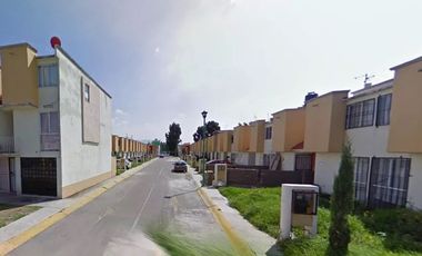 CASA EN VENTA PASEOS DE TULTEPEC I