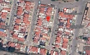 CASA EN VENTA PASEOS DE TULTEPEC I