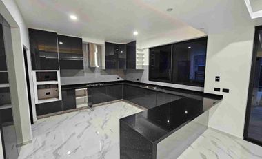 Venta de casa en lomas de cocoyoc