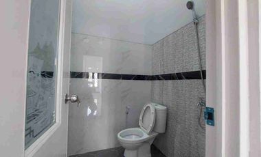 Rumah Baru dalam Mini Cluster Dekat Embung Potorono Banguntapan