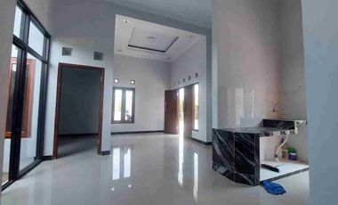 Rumah Baru dalam Mini Cluster Dekat Embung Potorono Banguntapan