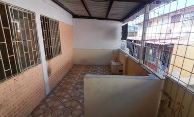 EN VENTA: CASA EN URBANIZACIÓN CERRADA PORTÓN DE BEATA