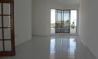 Vendo casa en Fracc.  COSTA DE ORO BOCA DEL RIO.VER.