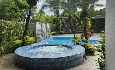 Samborondon, Renta de Lujosa Casa de 3 Dorm. con Piscina y jacuzzi