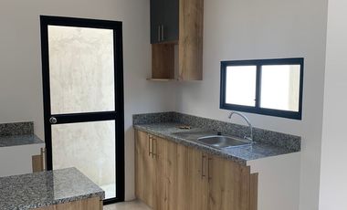 Vendo casa de estreno en Urbanización Los Prados