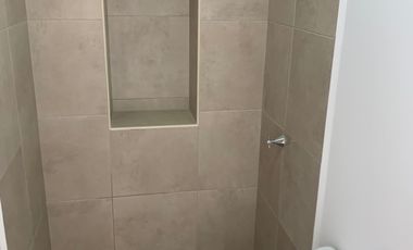 Vendo casa de estreno en Urbanización Los Prados