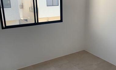 Vendo casa de estreno en Urbanización Los Prados