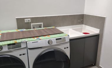 Venta,  hermosa casa