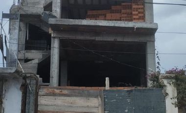 LOCAL EN CONSTRUCCION EN HUANCAYO
