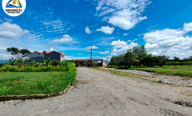 SE VENDE LOTE EN ACAMILLANO