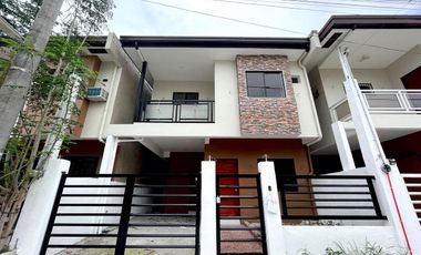 TOWNHOUSE FOR SALE IN PARANAQUE CITY With 1 Car Garage, 3 Toilet and Bath