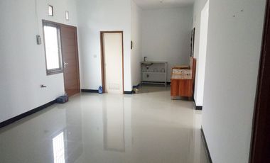 Rumah Disewakan di Pontianak Dekat SMAN 8 Pontianak, Ayani Megamall