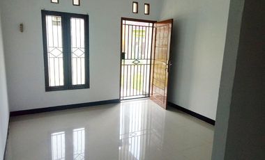 Rumah Disewakan di Pontianak Dekat SMAN 8 Pontianak, Ayani Megamall