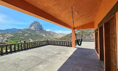 PROPIEDAD PARA AIRBNB, HOSPEDAJE O GIRO TURÍSTICO EN EL CORAZÓN DE BERNAL.