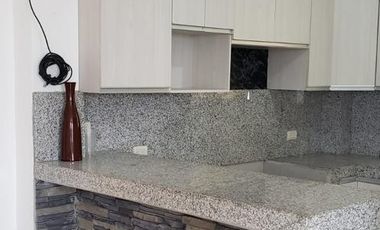 Se vende Casa en Salinas Urb. Puertas del sol