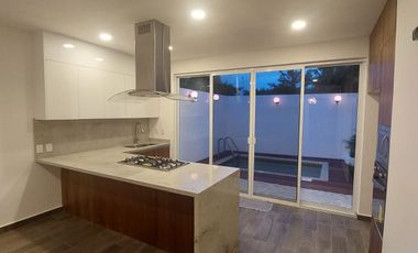 NUEVO PRECIO Excepcional casa en Regatta Puerto Morelos