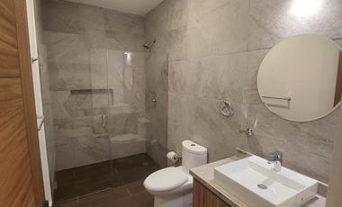 NUEVO PRECIO Excepcional casa en Regatta Puerto Morelos