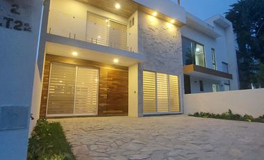 NUEVO PRECIO Excepcional casa en Regatta Puerto Morelos