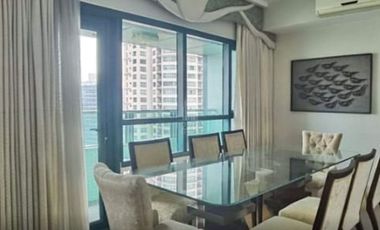 Condo for Sale in Edades Tower Rockwell, Makati