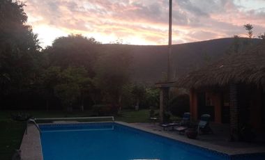 Venta Quinta con 2 Casas de descanso, Fraccionamiento Colonos, Ticumán, Morelos