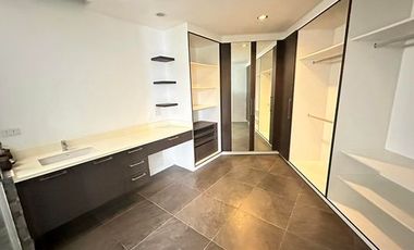 6 bedroom house for sale inside Maria Luisa Banilad, Cebu City