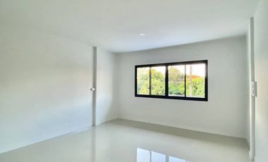 Townhome in Saraphi for Sale near Saraphi Technical College