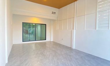 Townhome in Saraphi for Sale near Saraphi Technical College