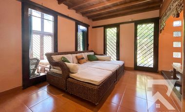 1 Bedroom Villa with Sharing Pool in Sanur Bali for Rent Monthly