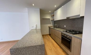 VENTA APARTAMENTO DISEÑO ALVARO GIRALDO CON BUENA ILUMINACIÓN