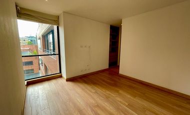 VENTA APARTAMENTO DISEÑO ALVARO GIRALDO CON BUENA ILUMINACIÓN