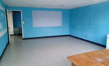EDIFICIO COMERCIAL EN RENTA, CALLE ISIDRO FABELA EN TOLUCA