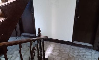 EDIFICIO COMERCIAL EN RENTA, CALLE ISIDRO FABELA EN TOLUCA