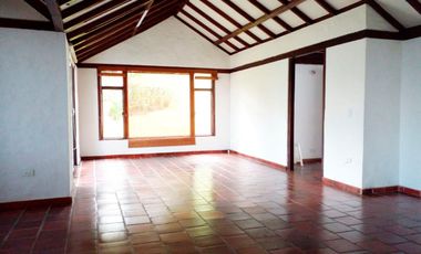PR16988 Casa comercial en arriendo en Escobero